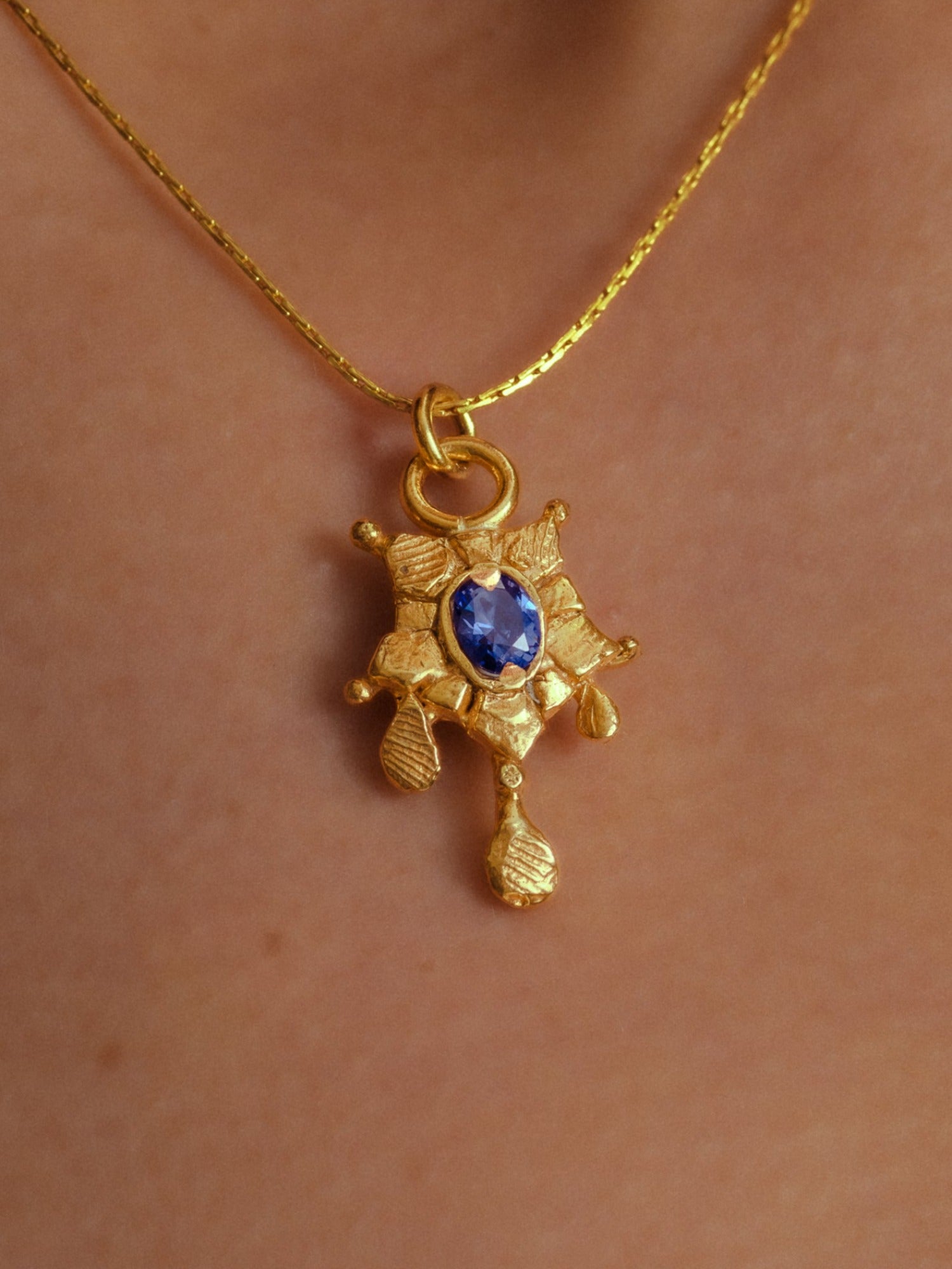 The Acrobat's Tears Chain